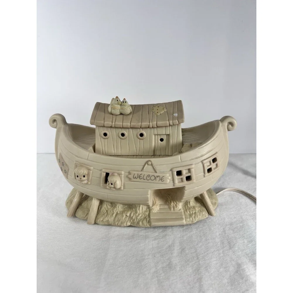 Noah's Ark Nightlight Vintage Precious Moments 2 by 2 Porcelain (Please‎ Read)